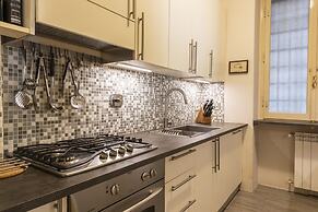 Stunning Ponte Vecchio by Mmega