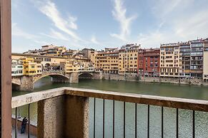 Stunning Ponte Vecchio by Mmega