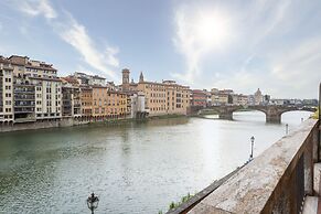 Stunning Ponte Vecchio by Mmega