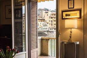 Stunning Ponte Vecchio by Mmega
