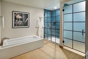 The Alamite, Tuscaloosa, a Tribute Portfolio Hotel