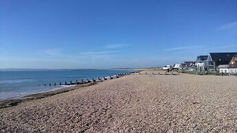 Inviting 3 Bedrooms Caravan gas Central Heating