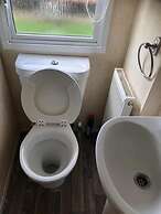 Inviting 3 Bedrooms Caravan gas Central Heating