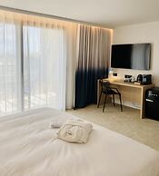 Eden Hotel