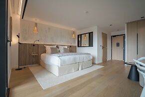 Eden Hotel