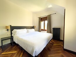 Angelats Hotel