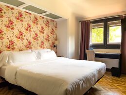 Angelats Hotel