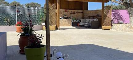 Eco Studio Flat Kalyvia Thorikou, Greece