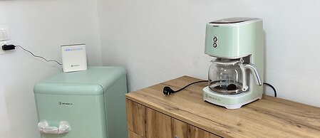 Eco Studio Flat Kalyvia Thorikou, Greece