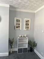 Spacious 1-bed Apartment in the Heart of Herne Bay