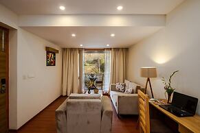 Anand Vardhan Resorts