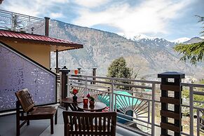 Anand Vardhan Resorts