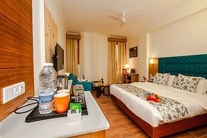 Anand Vardhan Resorts