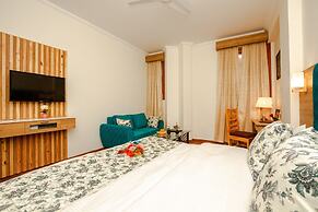 Anand Vardhan Resorts