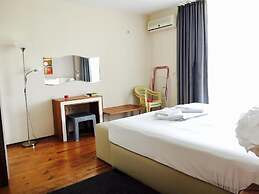Aheloy Palace Apartments