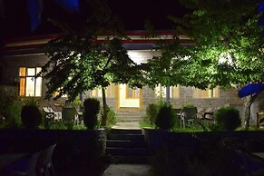 Hikal Guest House