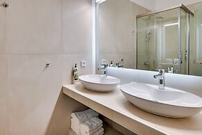 Valtos Beach Hotel
