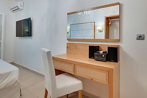 Valtos Beach Hotel