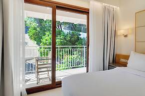 Valtos Beach Hotel