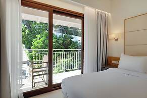 Valtos Beach Hotel