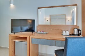 Valtos Beach Hotel
