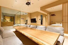 KONJAKUSO Osaka Tempozan 