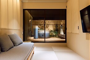 KONJAKUSO Osaka Tempozan 