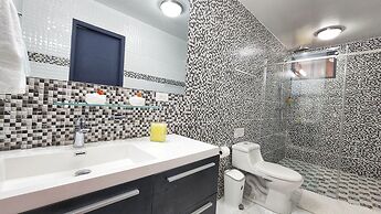 La Residencia by Villa Alejandro