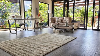 La Residencia by Villa Alejandro