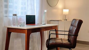 La Residencia by Villa Alejandro