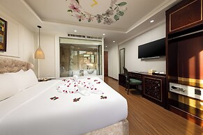 Golden Legend Palace Hotel