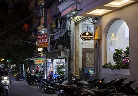 Golden Legend Palace Hotel