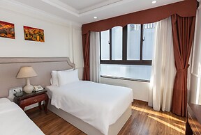 Golden Legend Palace Hotel