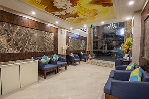 Golden Legend Palace Hotel