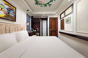 Golden Legend Palace Hotel