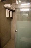 HOTEL ASRANI INTERNATIONAL