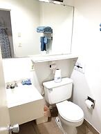 Sky-Palace Inn & Suites Hutchinson