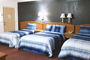 Sky-Palace Inn & Suites Hutchinson