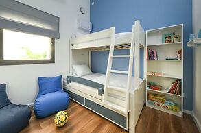 Magnificent Achziv Beach Apt in Nahariya