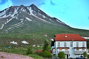 Karbeyaz Hotel & Resort