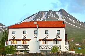 Karbeyaz Hotel & Resort