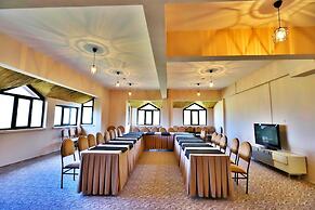 Karbeyaz Hotel & Resort