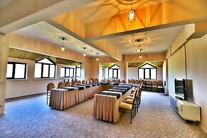 Karbeyaz Hotel & Resort