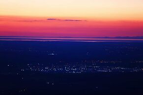 Karbeyaz Hotel & Resort