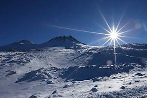 Karbeyaz Hotel & Resort