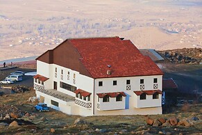 Karbeyaz Hotel & Resort