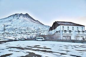 Karbeyaz Hotel & Resort