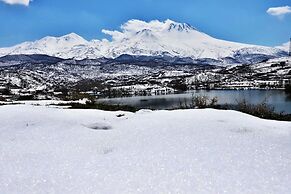 Karbeyaz Hotel & Resort