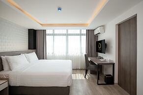 Orion Hotel & Residence