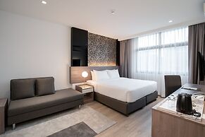 Orion Hotel & Residence